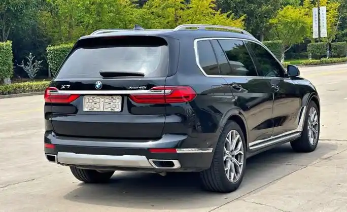 宝马 x7 2021款 xdrive40i 领先型豪华套装