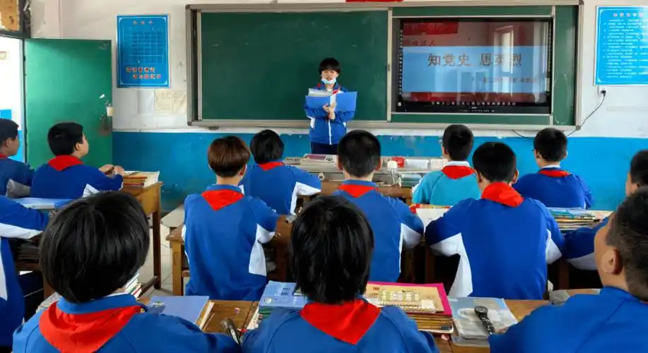 67红领巾学党史┃守初心担使命童心忆百年