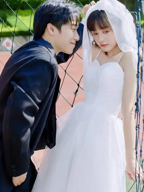 简约清新校园风婚纱照是我们的青春呀