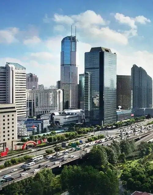 楼高55层虹桥开发区最高的建筑是它