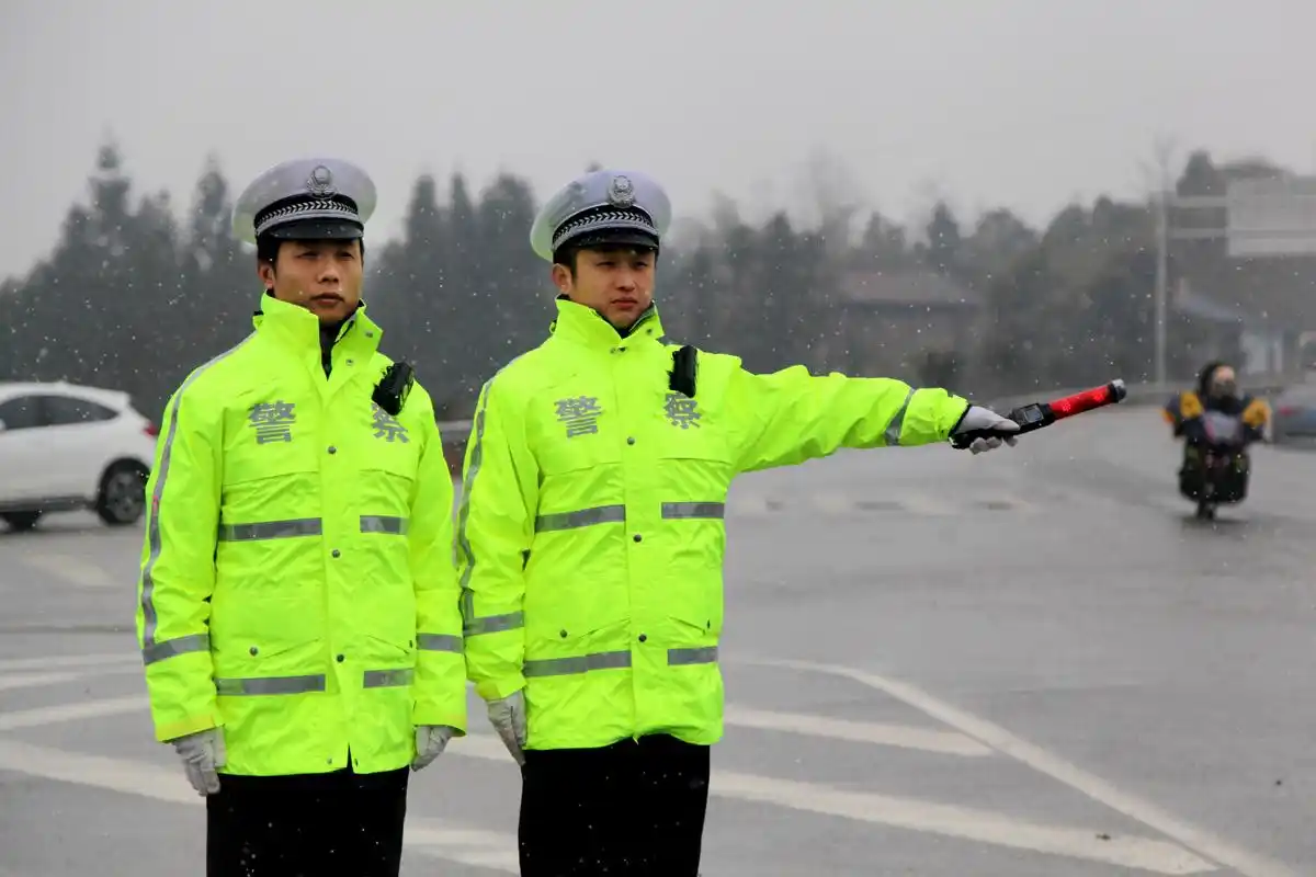 交警的工作职责