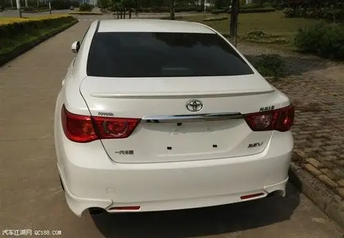 悬挂调校舒适 颠簸过滤不错 白外黑内 锐志 炫装版提车记