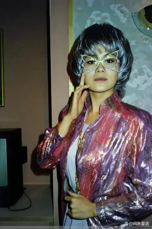 "沙滩小姐"林建明:小渔村村姑的香港娱乐圈传奇