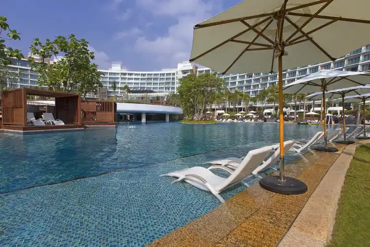 三亚海棠湾民生威斯汀度假酒店2晚 双人一价全包套票 双早