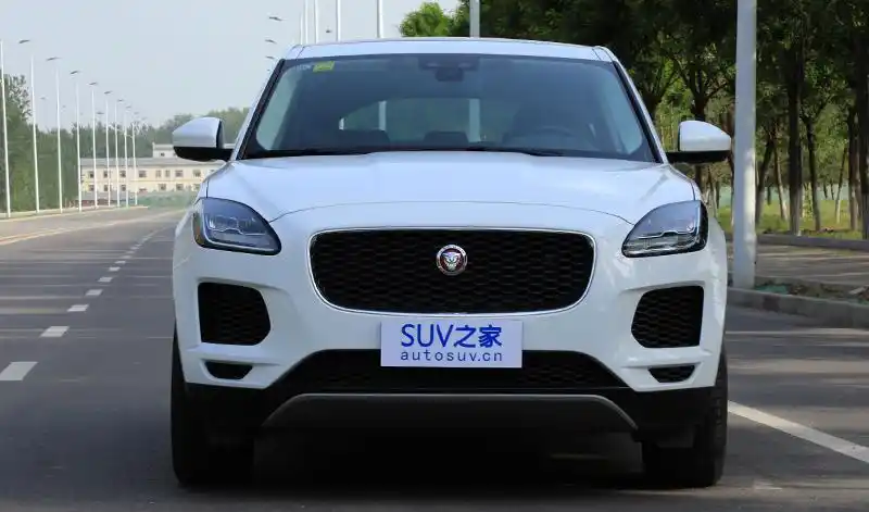 入门级豪华轿跑suv"小美豹"!深度试驾奇瑞捷豹e-pace p200 awd