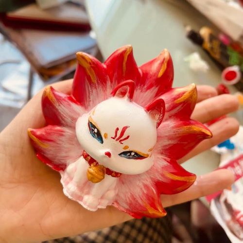 3d立体九尾狐石膏娃娃高9厘米左右摆地摊便宜呆萌网红可爱石膏