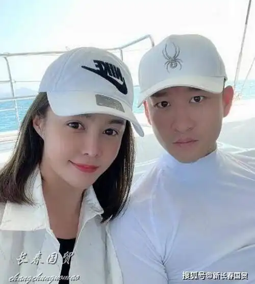 曹云金新女友生活照曝光,清纯甜美颜值高,其身份揭秘