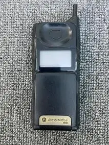 摩托罗拉168va下翻盖手机,功能正常,成色好,放太久了充电
