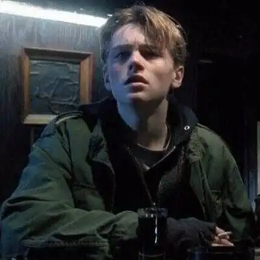 小李子头像高清年轻