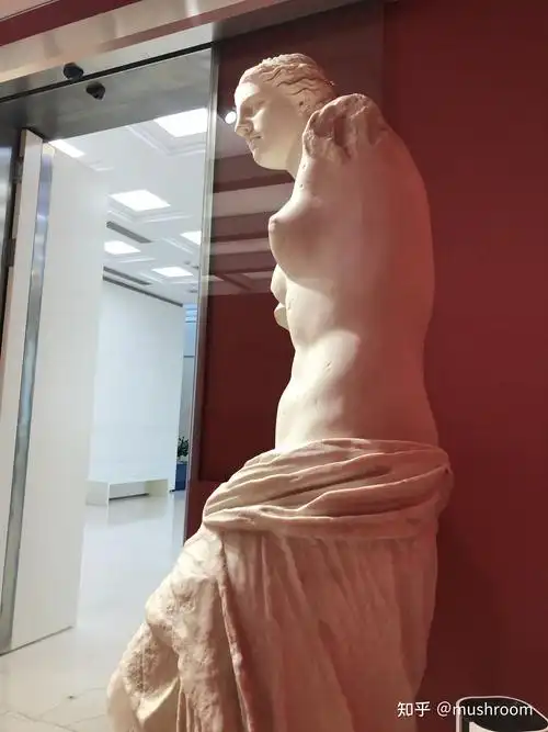 断臂维纳斯即米洛斯的阿芙罗迪特或米洛斯的维纳斯是谁的作品