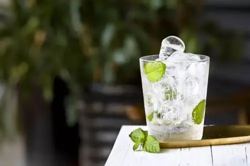 随着三伏天的到来,饮食自然也应该有所调整,那么到底该吃什么呢