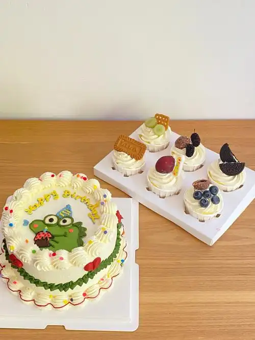 手绘小鳄鱼蛋糕6寸