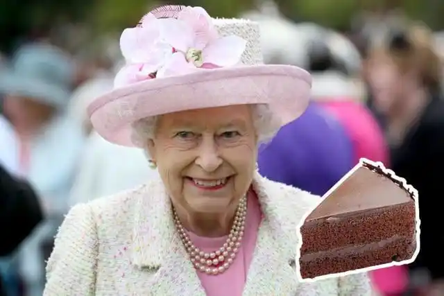 巧克力蛋糕——尽管伊丽莎白女王二世的饮食选择很健康,但她确实非常