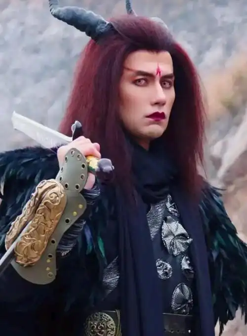 黄志玮被曝破产(魔尊重楼演员拖欠银行贷款上千万本人回应) - 品度