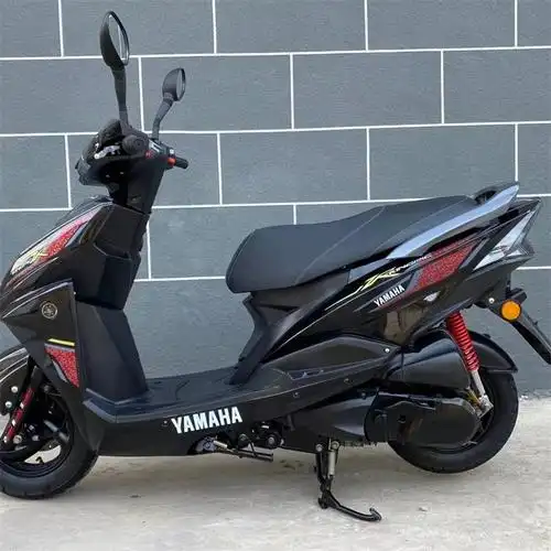 雅马哈二手踏板摩托车城市代步燃油车整车省油男女通用125cc排量 - 爱