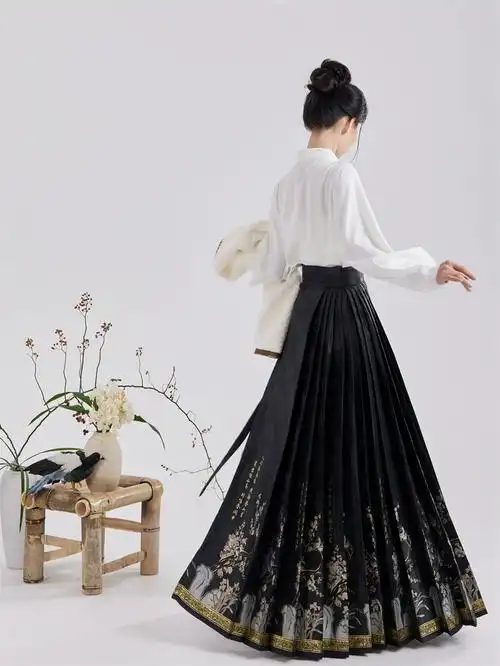 衬衣妆花织金黑色马面裙女款鸟鸣涧日常新中式序绘原创明制汉服