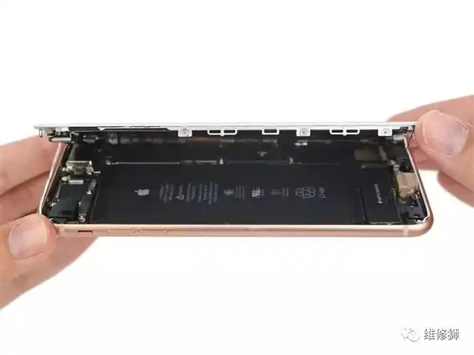 iphone系列手机拆机图解专题:iphone 8p