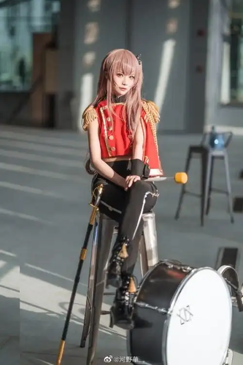 少女前线cosplay敲锣打鼓45姐