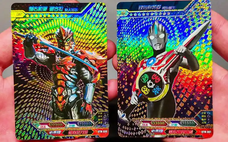 奥特曼卡片白金版,稀有欧布奥特曼欧布原生闪金ur卡!