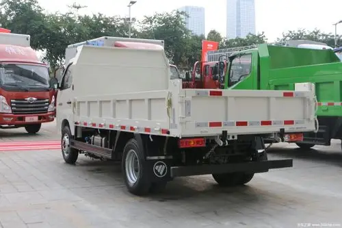 福田瑞沃小金刚Ⅰ95马力36米自卸车国六