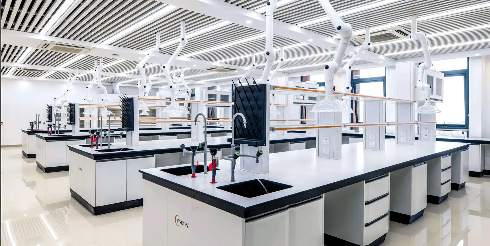 实验室安全之钥:空间预约管理的挑战与机遇