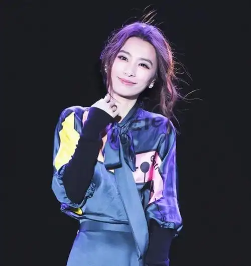 田馥甄,曾在内地开了三枪,2024年,全部正中自己的眉心!