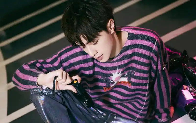 演员,帅哥,官鸿,男性,壁纸官鸿帅气桌面壁纸