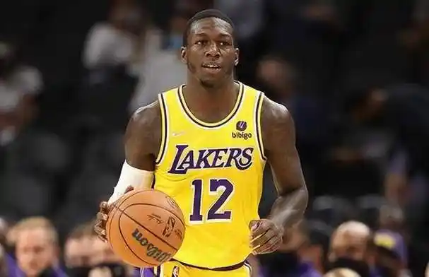 阴差阳错名记曝湖人少给纳恩35万美元就可与小将签下3年合同