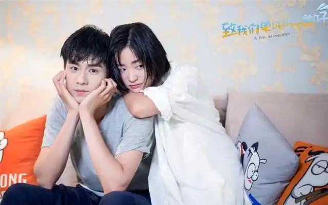 胡一天的真正女朋友,胡一天的真正女朋友是李一桐吗(可他的前女友却长