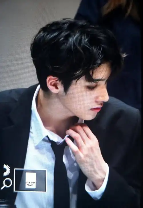 扯领口 真的很那个(午夜场必备