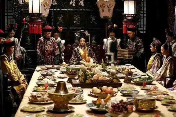 清朝满汉全席仅仅只是一桌宴席吗?看看菜谱,超乎想象,旷古烁今