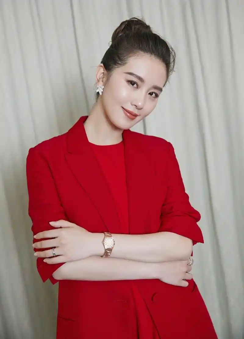 快来品一品刘诗诗这组美图!