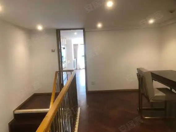 上海闵行龙柏金汇新华红星国际广场你敢开价,我就敢租,价格无所谓,只