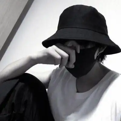 男生头像戴帽子遮脸要酷