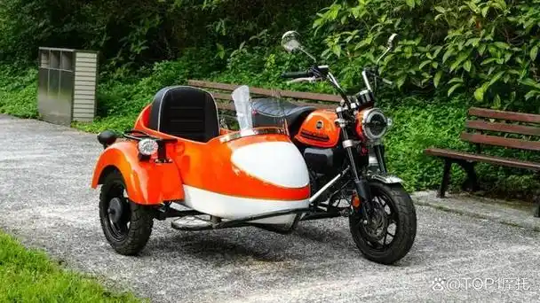 对于边三轮这个类型的摩托车的印象,我相信大部分人还停留在上图当中