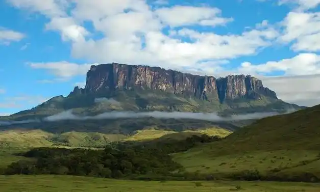 罗赖马山——失落的云中王国|巴西|高原|圭亚那|委内瑞拉|国家公园