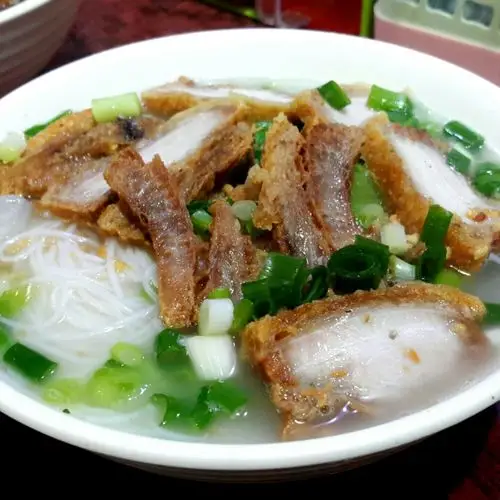 泰式咸猪肉汤米粉
