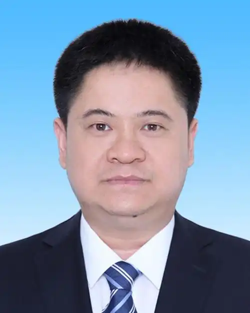 区政府办副主任 李小凯