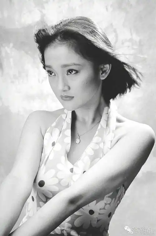 周迅19岁旧照