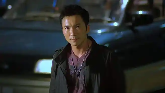 导火线:三人一起逃命,谁知古天乐要回去锁门,结果被邹兆龙怀疑-影视综