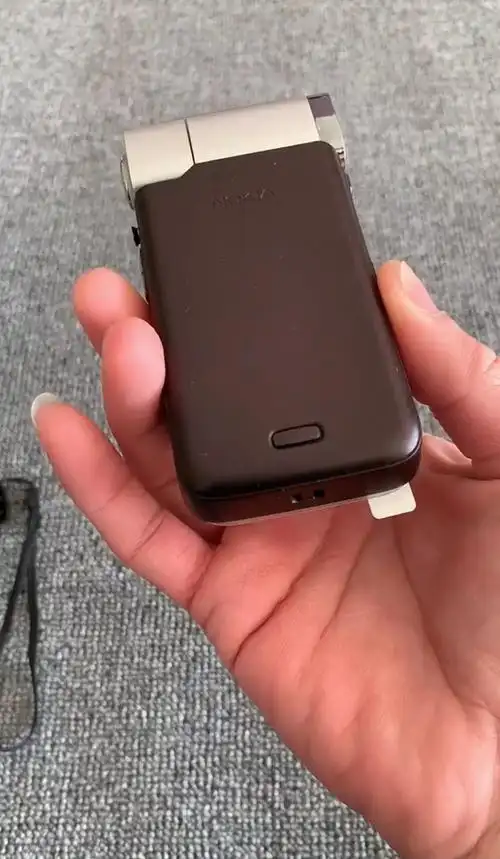 诺基亚非智能手机怎么样 200买15年前的诺基亚n93i,值吗?_什么值得买