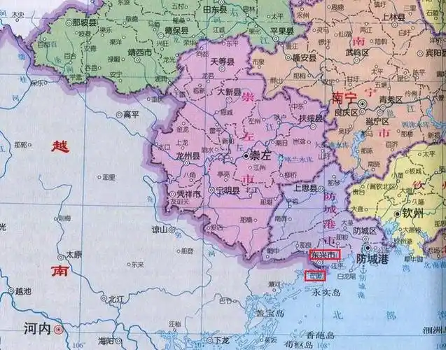 中国广西与越南边境关系密切的城市防城港东兴市广宁省芒街市