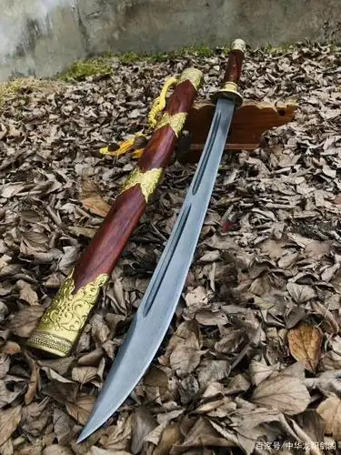 「鉴赏」户撒手工花纹钢苗刀—雄威