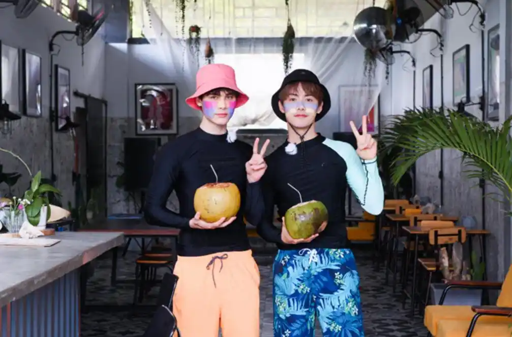 完美的夏天2李汶翰重返西岛感触多利路修马天宇冲浪初体验