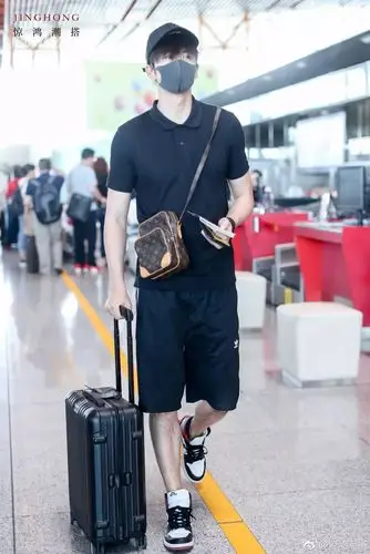 最新球鞋已被他们锁定国内男星一周上脚