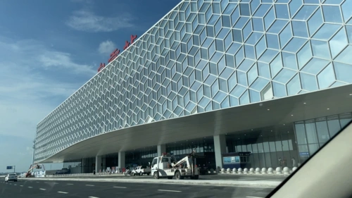 自贡高铁站连接线-灯城大道全程实录 - 城市论坛 - 天府社区