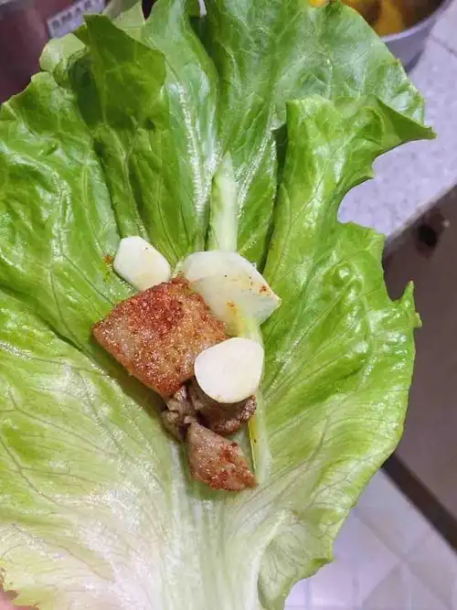 【五一晒美食】简易版的生菜包肉