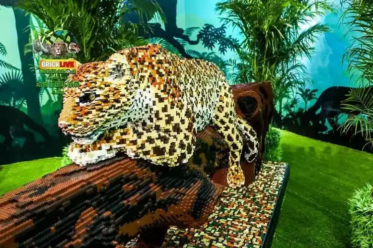 【海南广电家庭季】用200万 块乐高积木搭建的濒危动物王国,好玩又