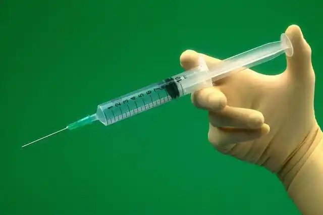 不过,未来五年,在屁股上打一针的男性避孕方式或许能普及对男性来说