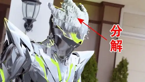 假面骑士01:"分身骑士踢"有多强?当看清蝗虫群,千骑沦为弟弟